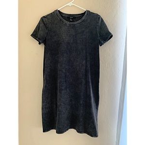 T-shirt dress